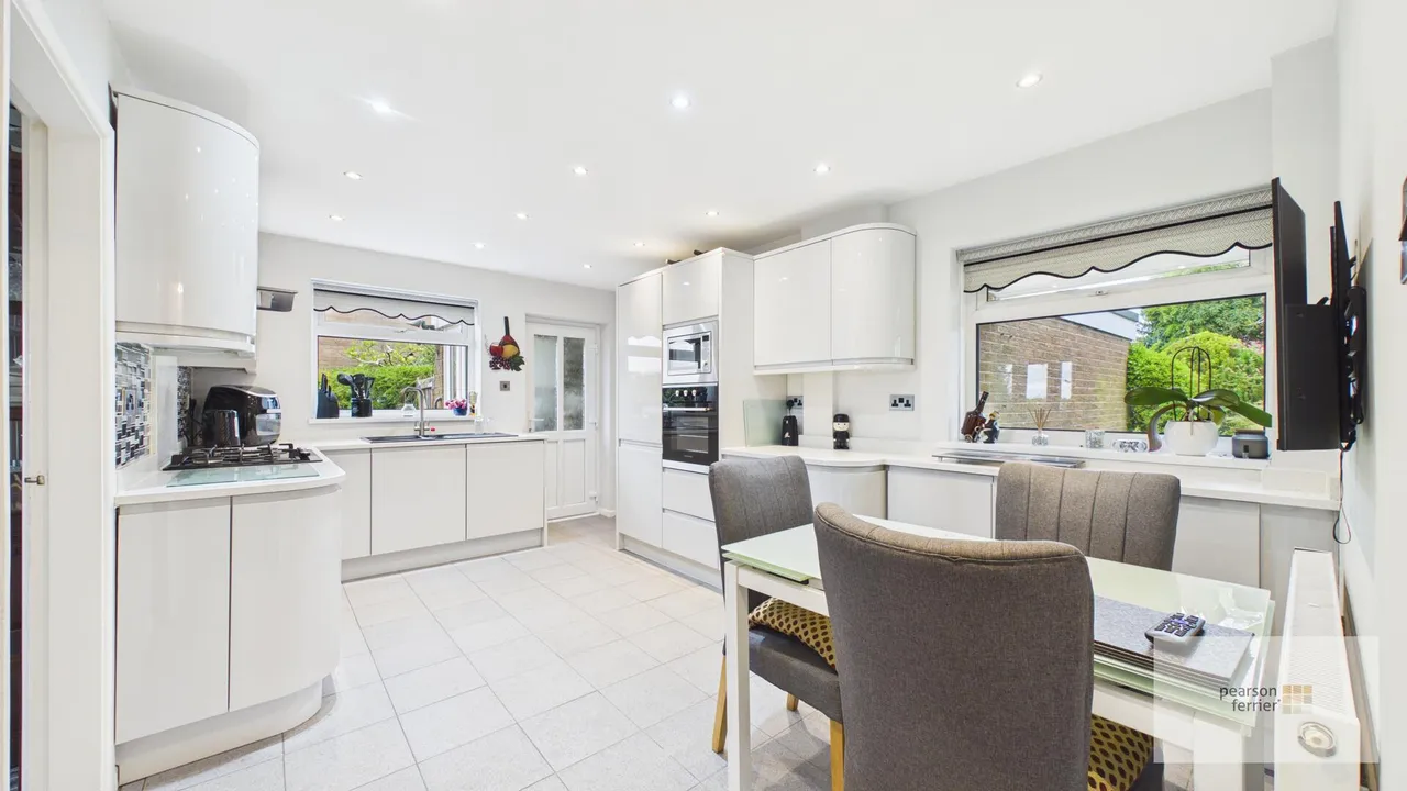 Sabden Close, Bury, BL9 5LR, photo 4