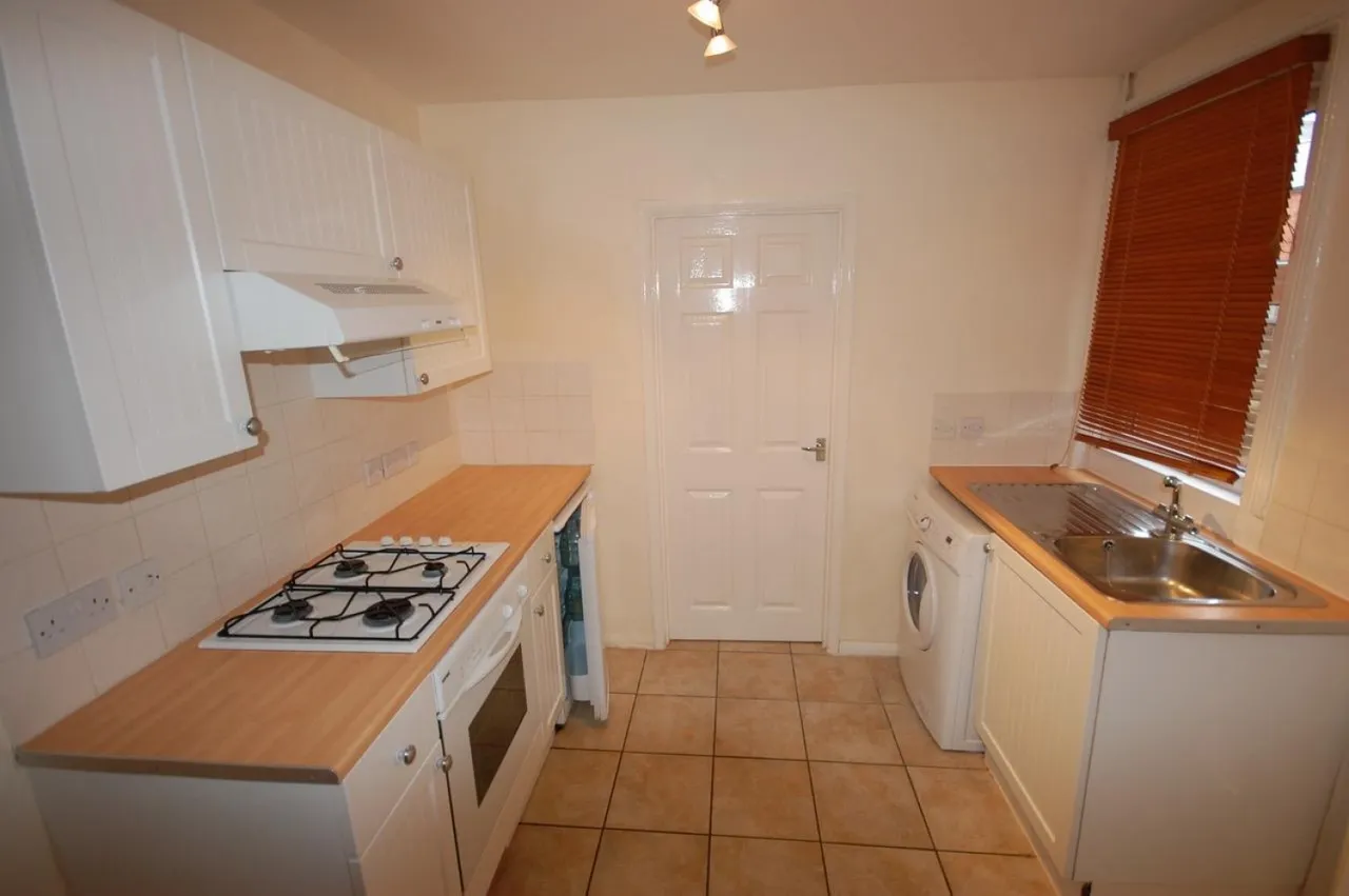 1 bed flat to rent — Belmont Road, Reading
