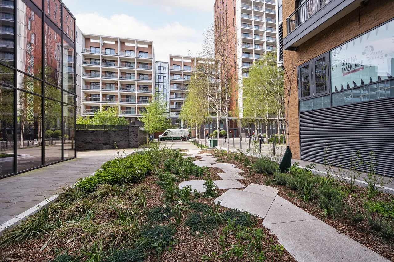 London, E8, photo 16