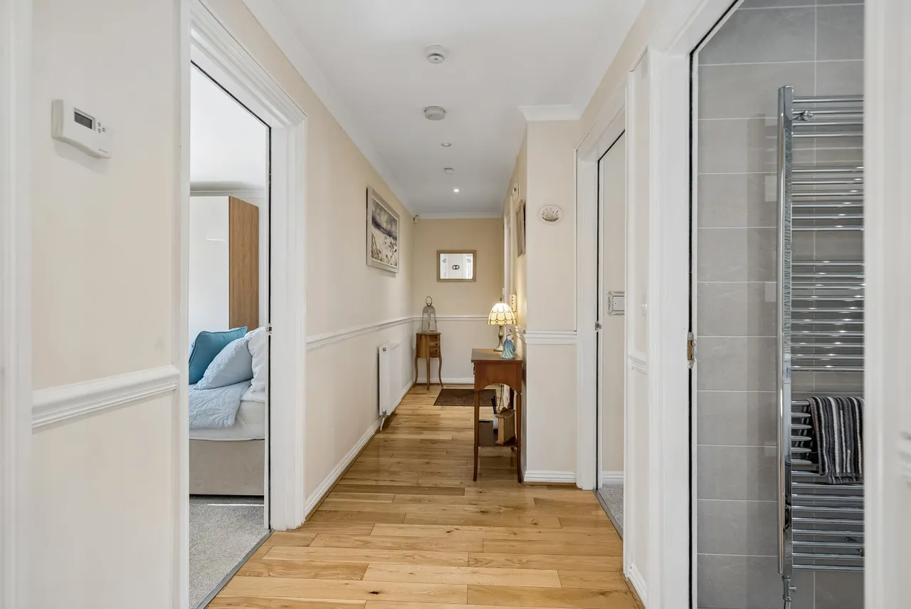 Park Terrace, Cardross, G82, photo 3