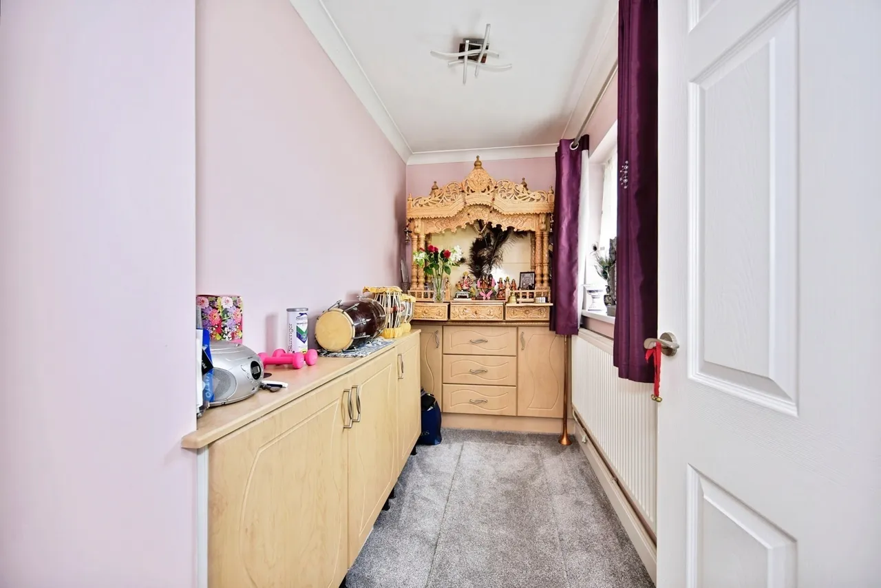 Queens Road, Maidstone, Kent, ME16, photo 7