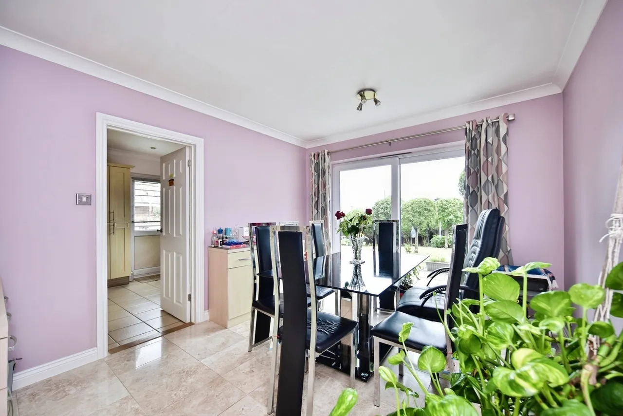 Queens Road, Maidstone, Kent, ME16, photo 4