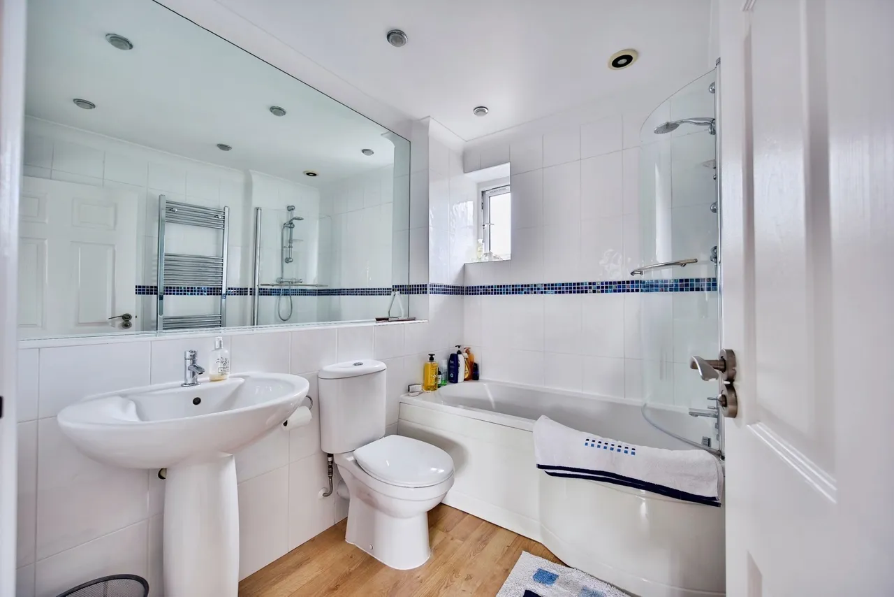Queens Road, Maidstone, Kent, ME16, photo 13