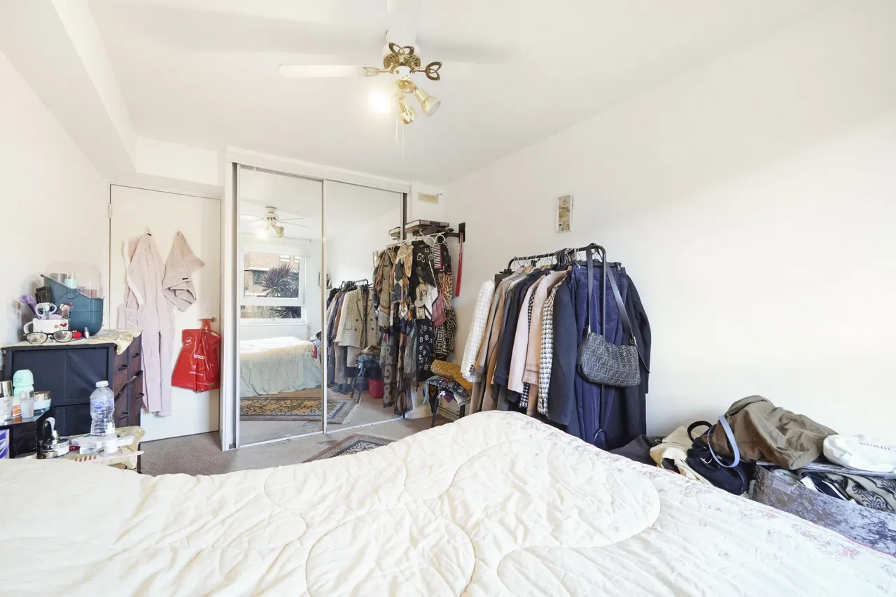 St Pauls Court, London, W14, photo 11