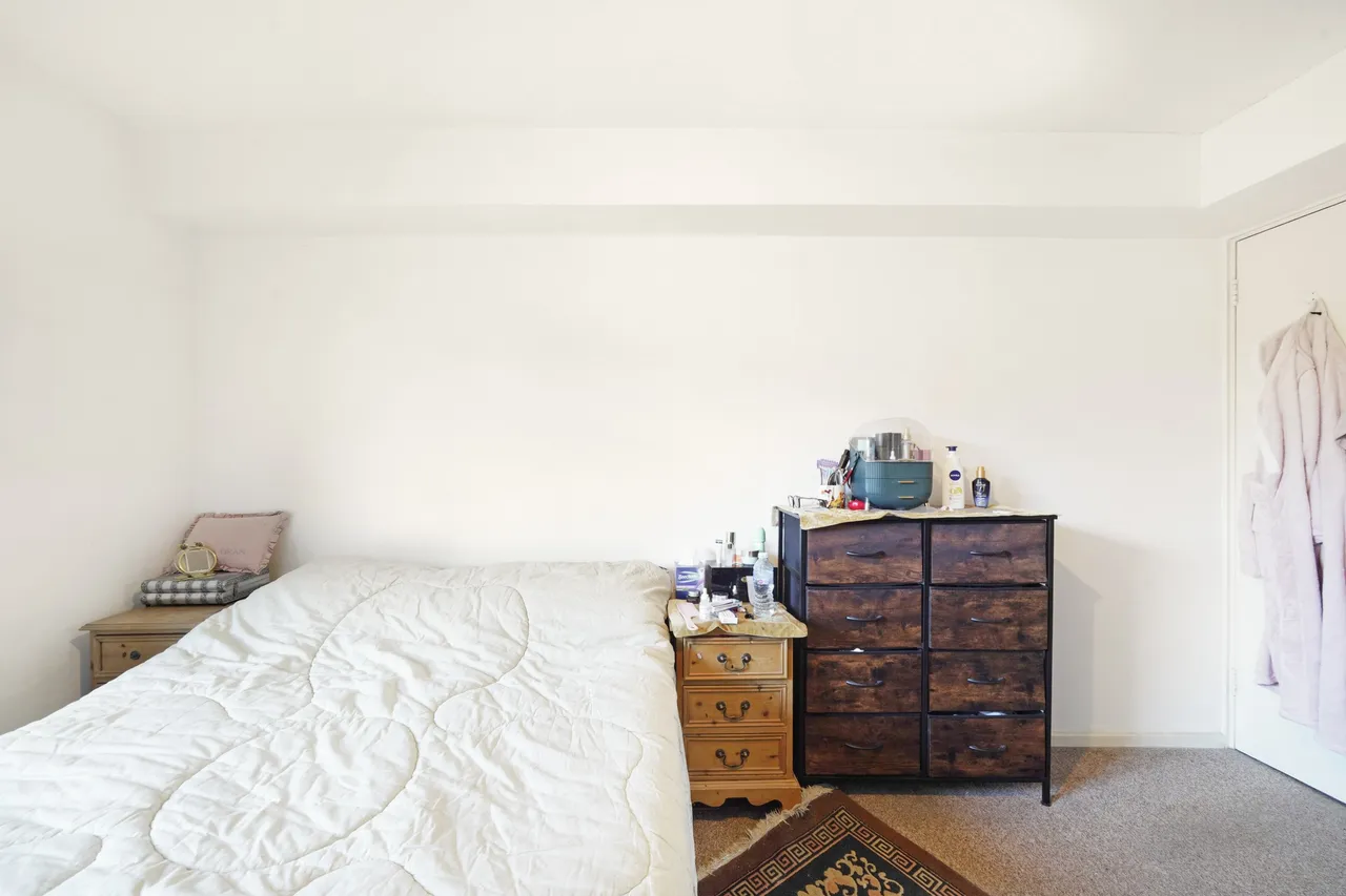St Pauls Court, London, W14, photo 18