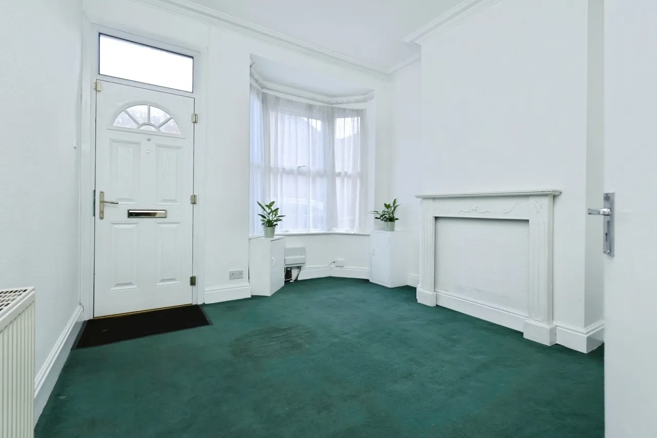 Deykin Avenue, Birmingham, B6, photo 2