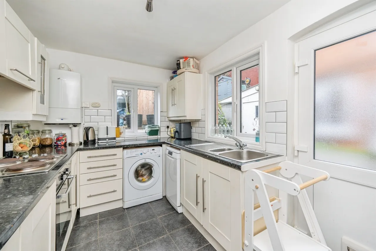 Mayfield Road, Ashbourne, DE6, photo 8