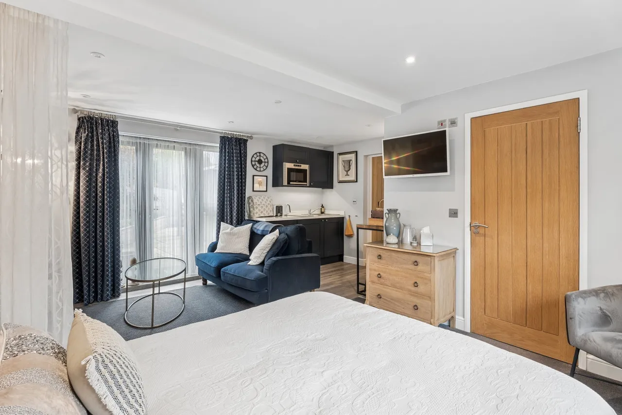 Baker Street, Waddesdon, HP18, photo 29
