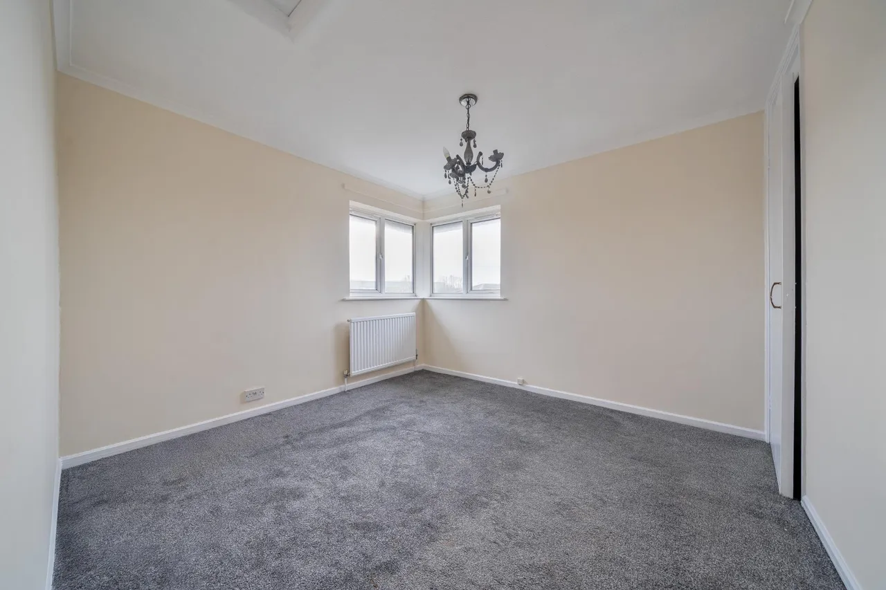 Quinton Drive, Bradwell Village, MK13, photo 11
