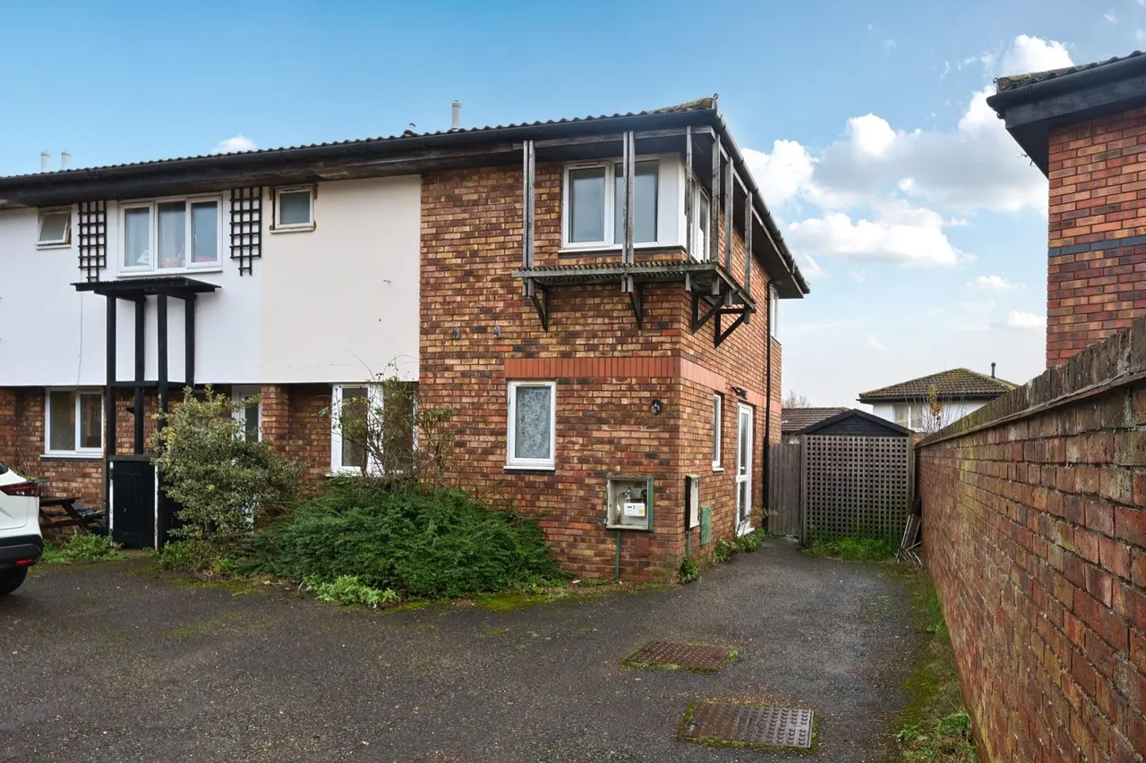 Quinton Drive, Bradwell Village, MK13, photo 12