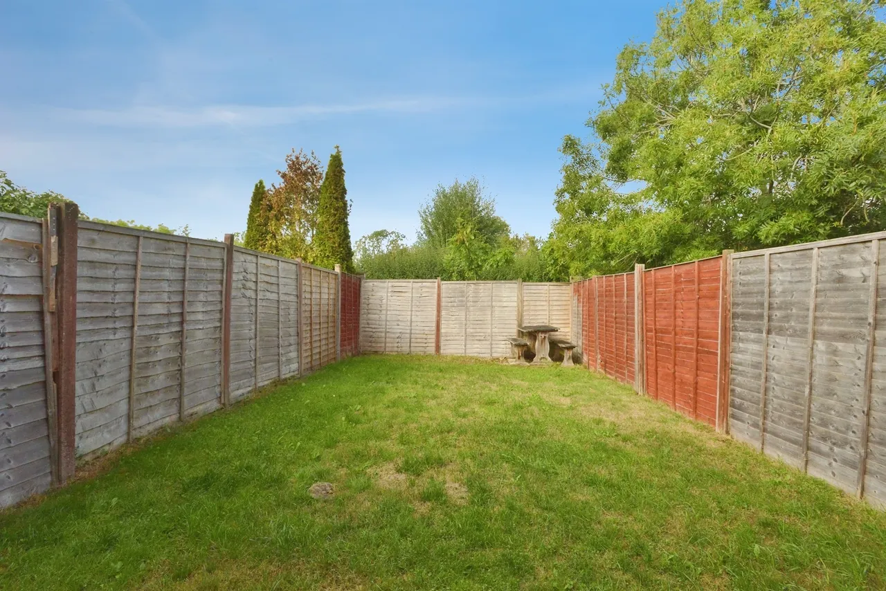 Wimborne Crescent, Westcroft, MK4, photo 9