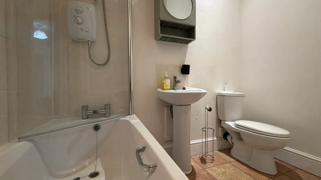 Portland Place, Stalybridge, SK15, photo 15
