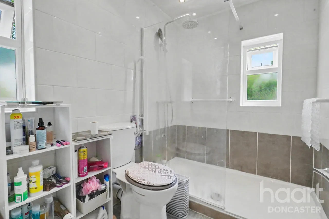 Hampden Crescent, Lindholme, DN7, photo 22