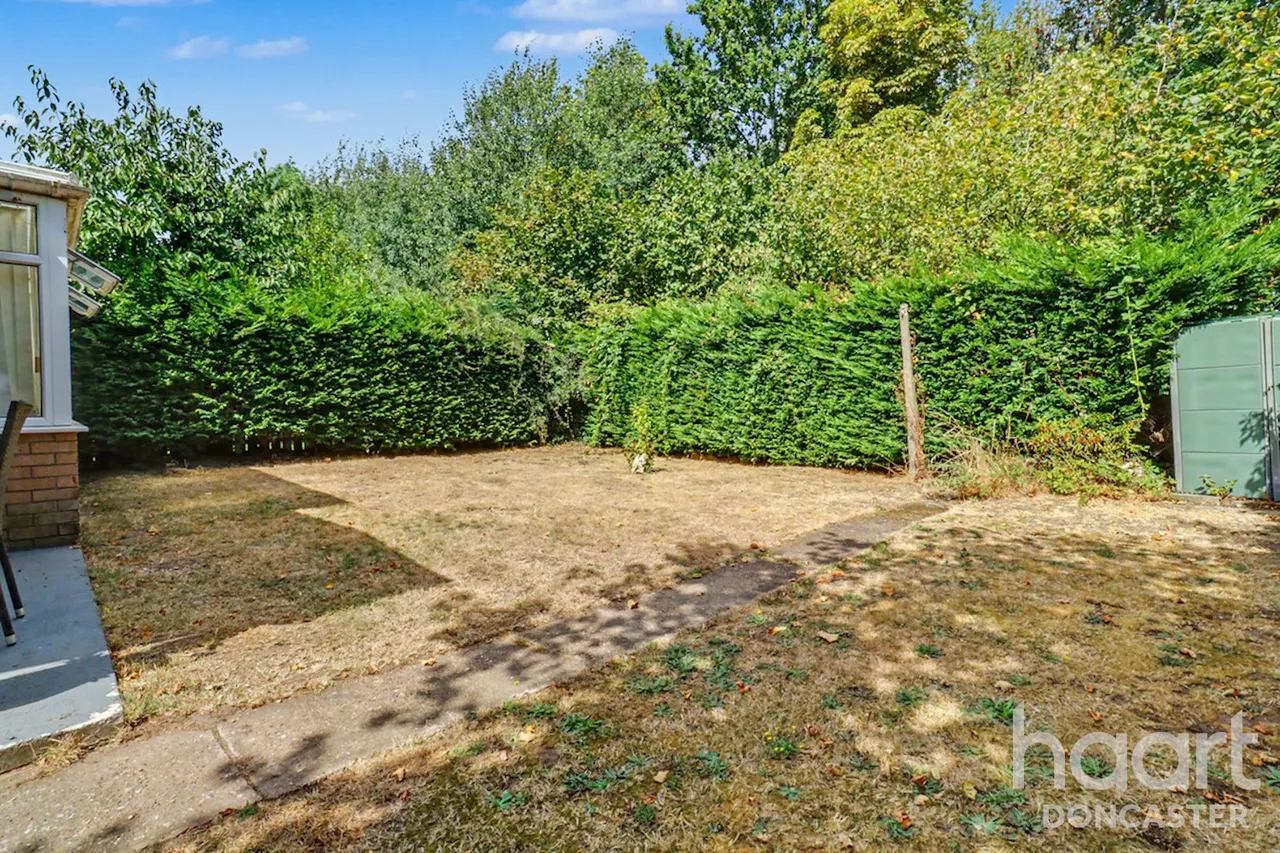 Hampden Crescent, Lindholme, DN7, photo 25