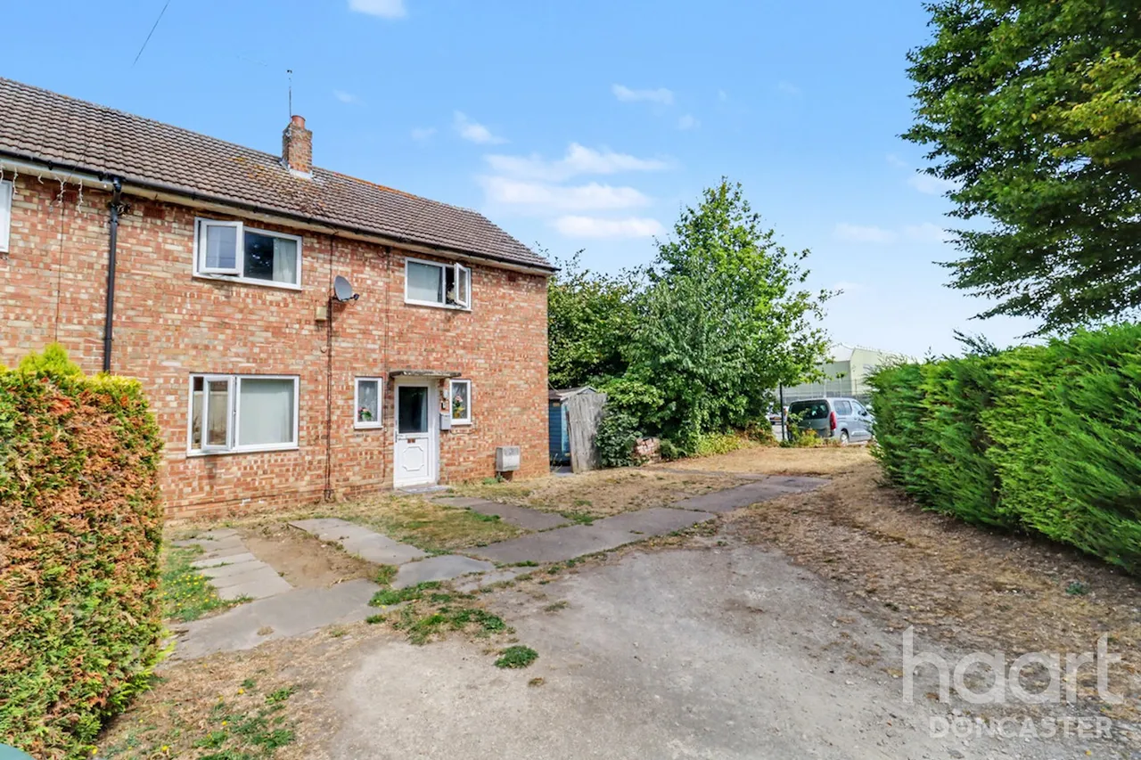 Hampden Crescent, Lindholme, DN7, photo 27