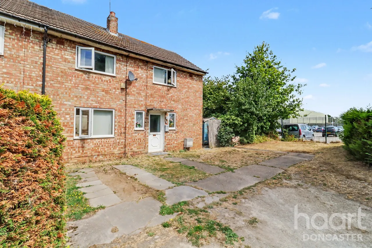 Hampden Crescent, Lindholme, DN7, photo 28