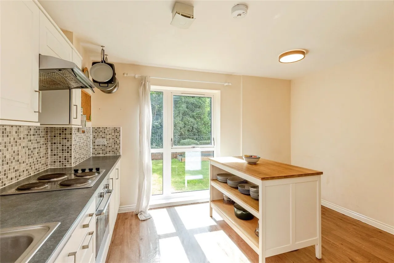 Paxton Drive, Bristol, Somerset, BS3, photo 9