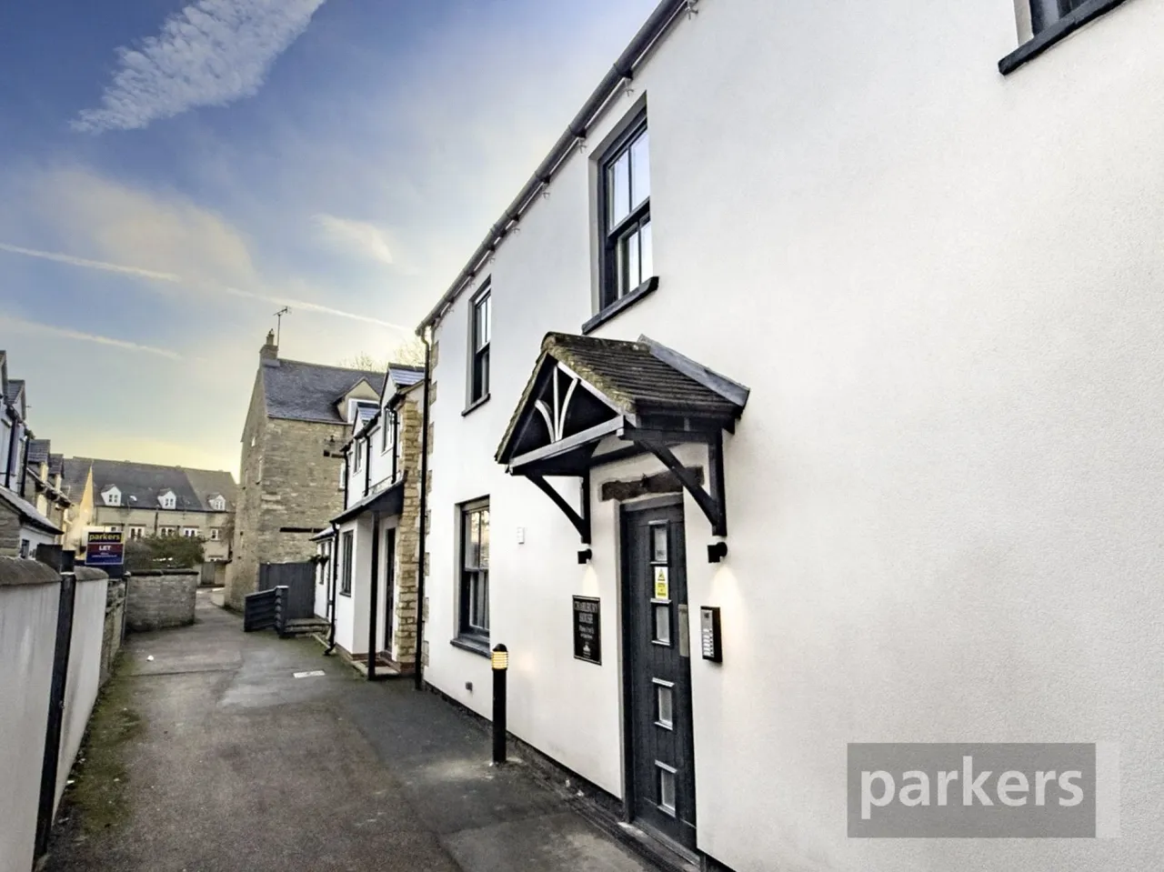 High Street, Witney, OX28, photo 11
