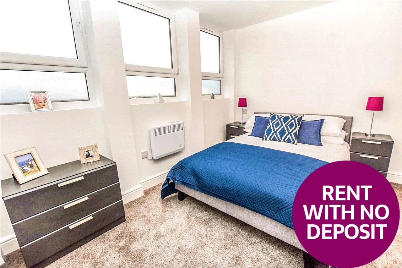 Benbow Street, Sale, M33, photo 5