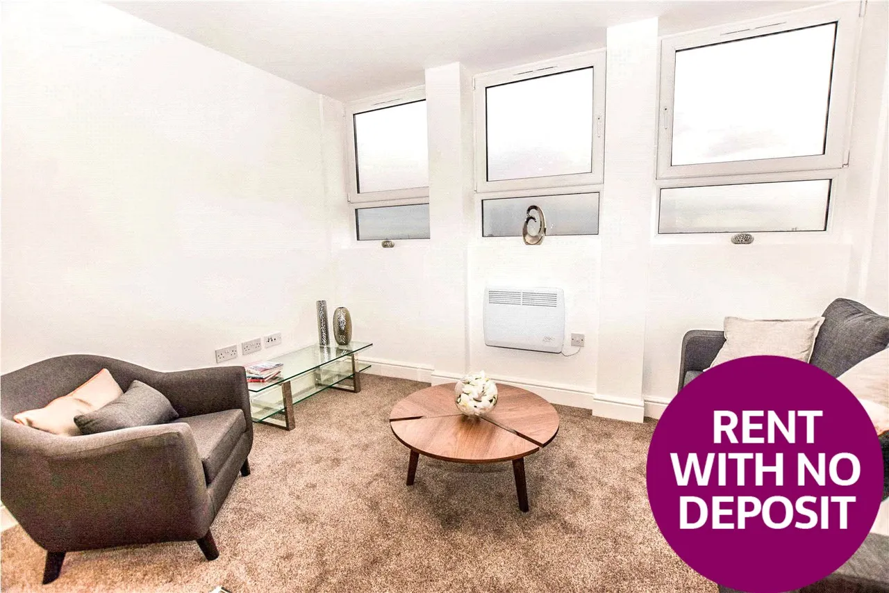 Benbow Street, Sale, M33, photo 3
