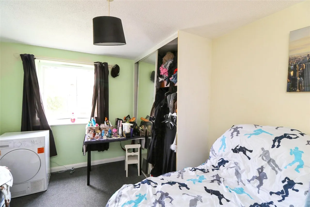Highgrove Mews, Grays, Essex, RM17, photo 9
