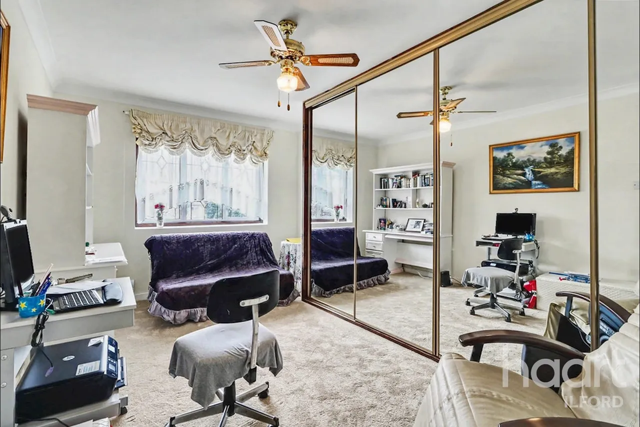 Wells Gardens, Ilford, IG1, photo 20
