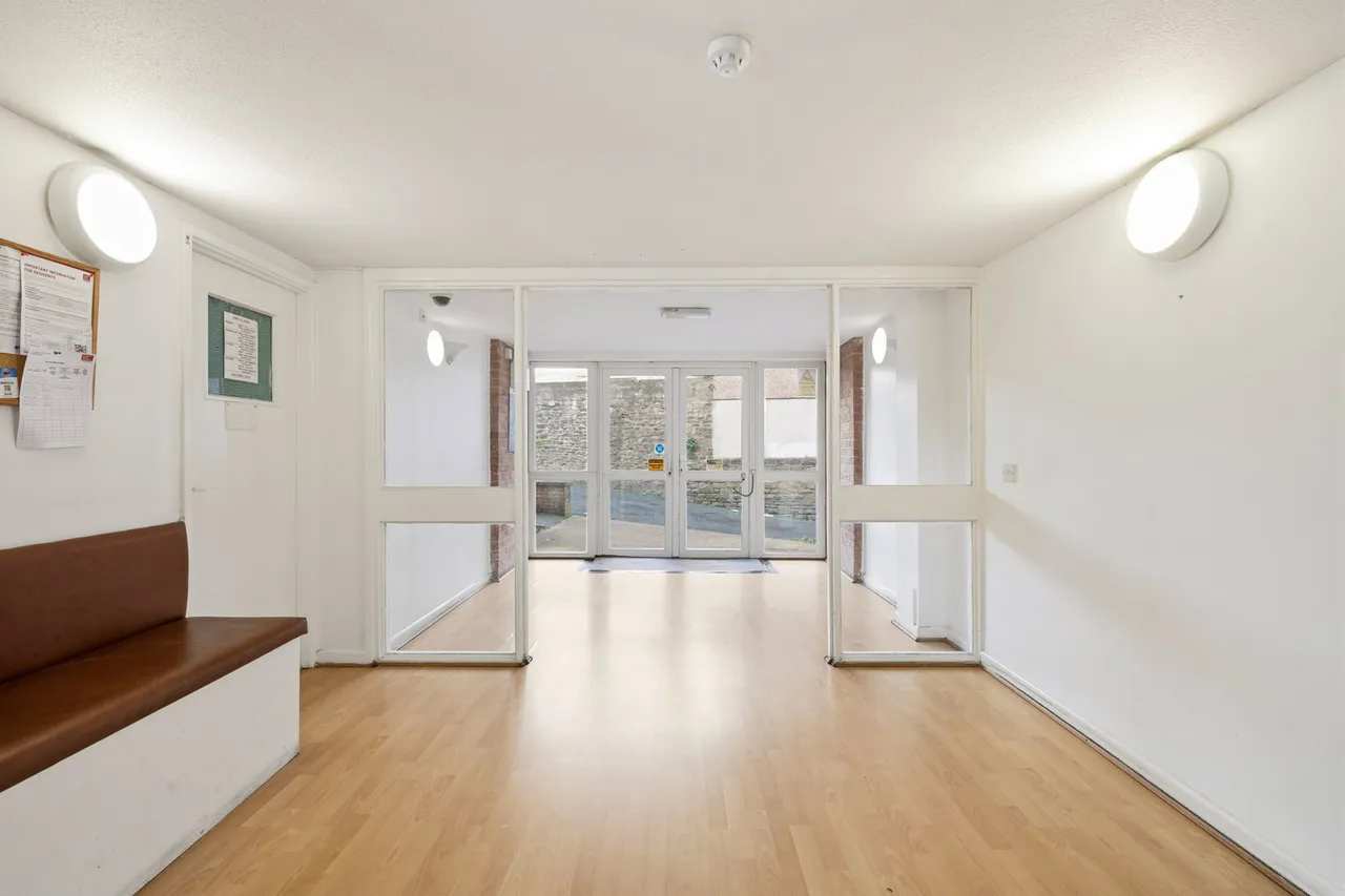 Bryn Y Mor Crescent, Swansea, SA1, photo 2