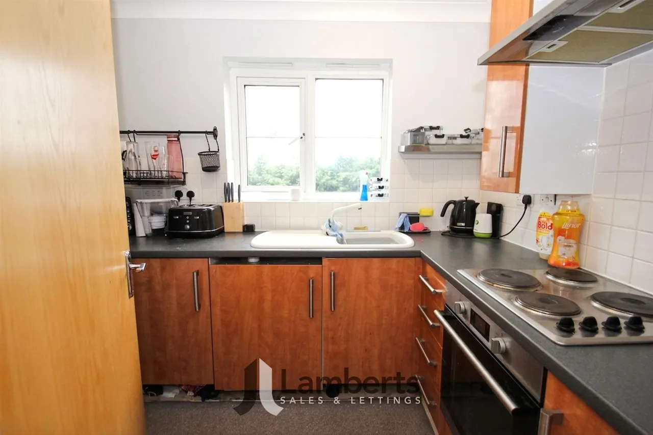 35 Yeomans Close, Redditch, photo 4
