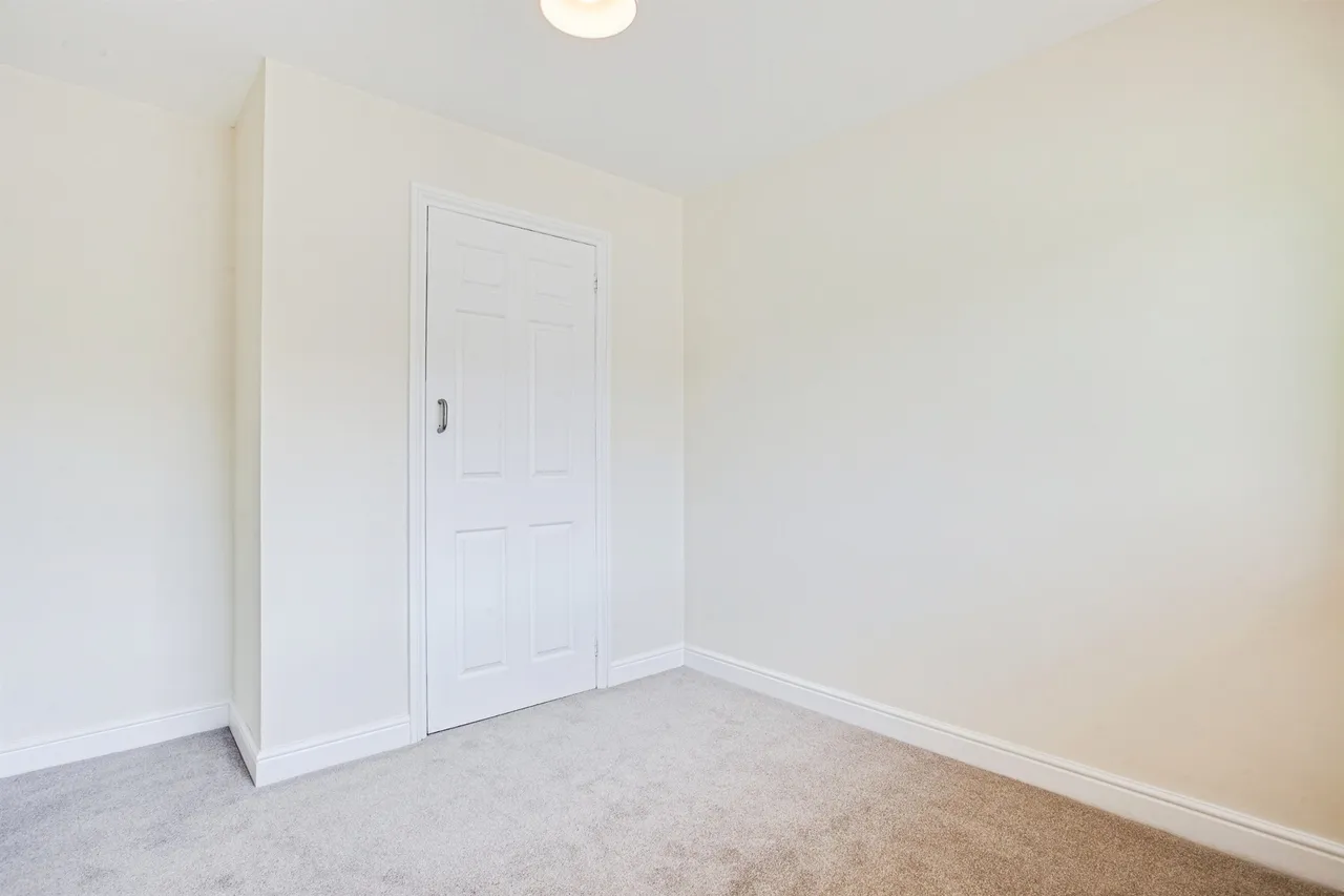 Staincliffe Road, Dewsbury, photo 12