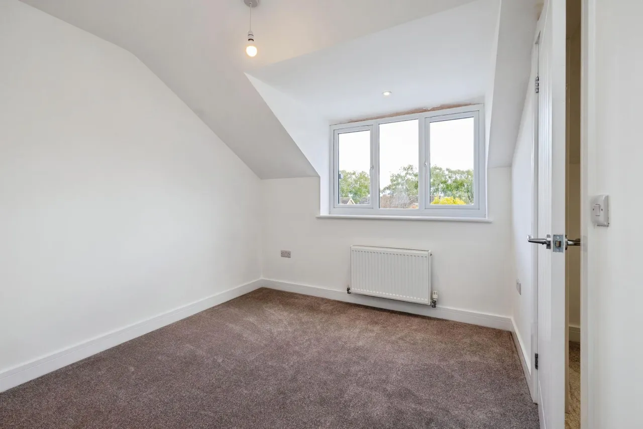 Lincoln Road, North Hykeham, LN6, photo 19