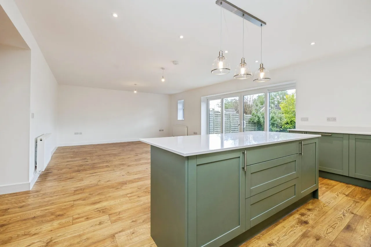 Lincoln Road, North Hykeham, LN6, photo 5