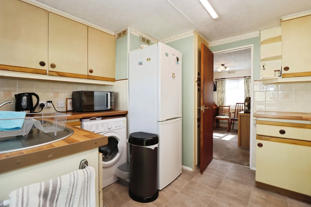 Greenacres Park, Coalpit Heath, BS36, photo 7