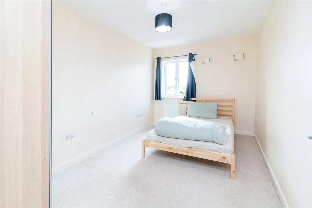 Sheep Way, Redhouse Park, Milton Keynes, Buckinghamshire, MK14, photo 10