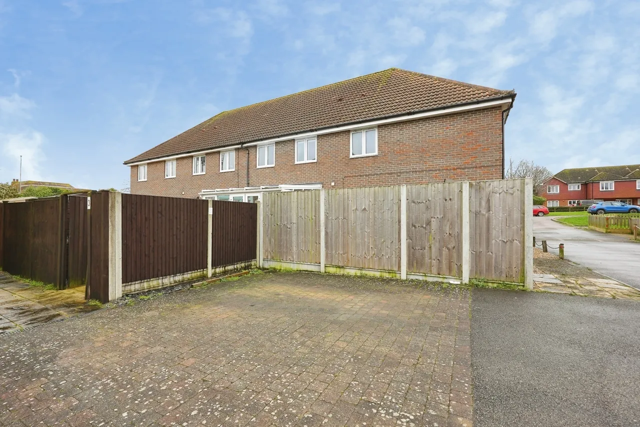 Boulevard Courrieres, Aylesham, Canterbury, Kent, CT3, photo 7