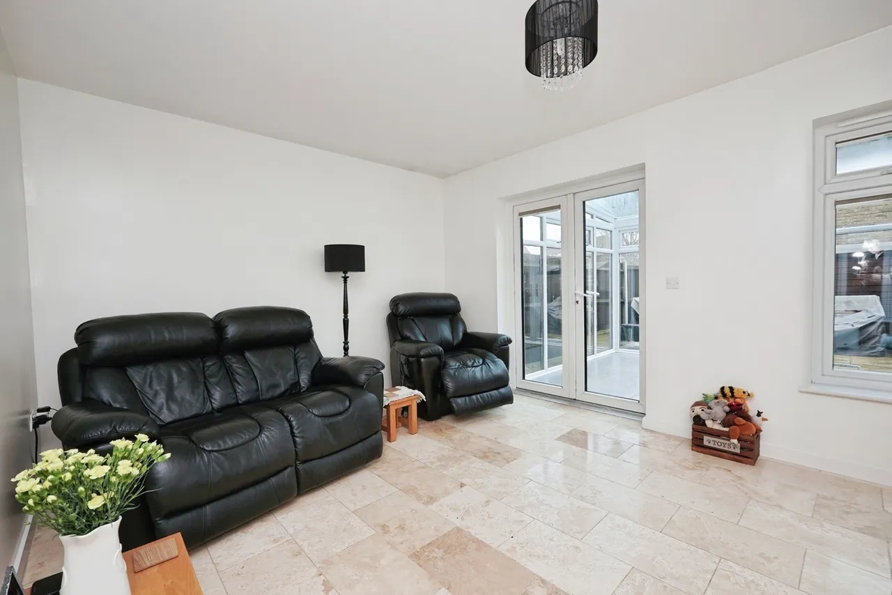 Boulevard Courrieres, Aylesham, Canterbury, Kent, CT3, photo 2