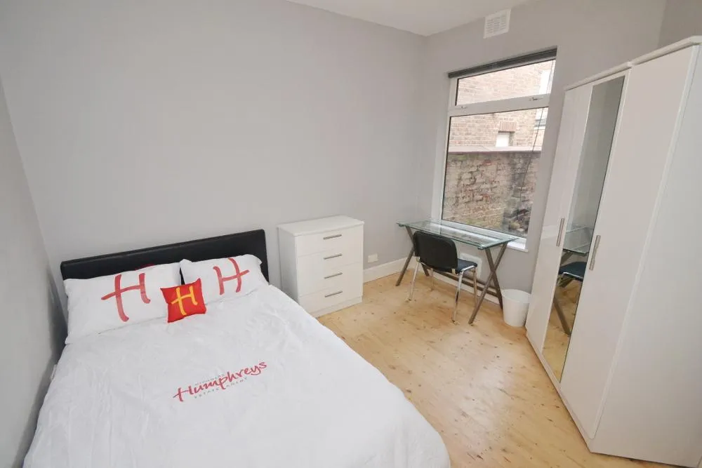 Filey Road, Fallowfield, M14, photo 13