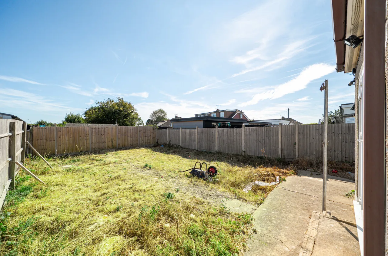Upper Brighton Road, Sompting, BN15, photo 13