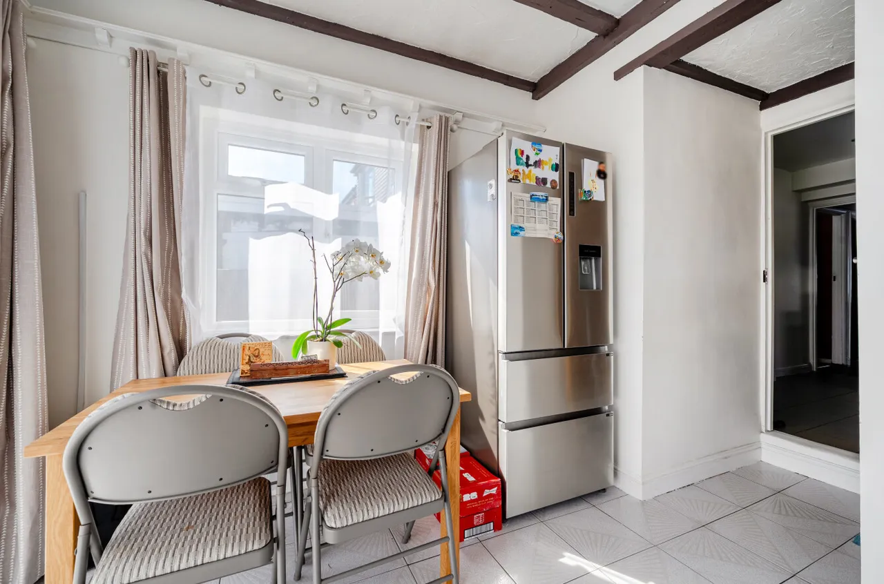 Upper Brighton Road, Sompting, BN15, photo 5