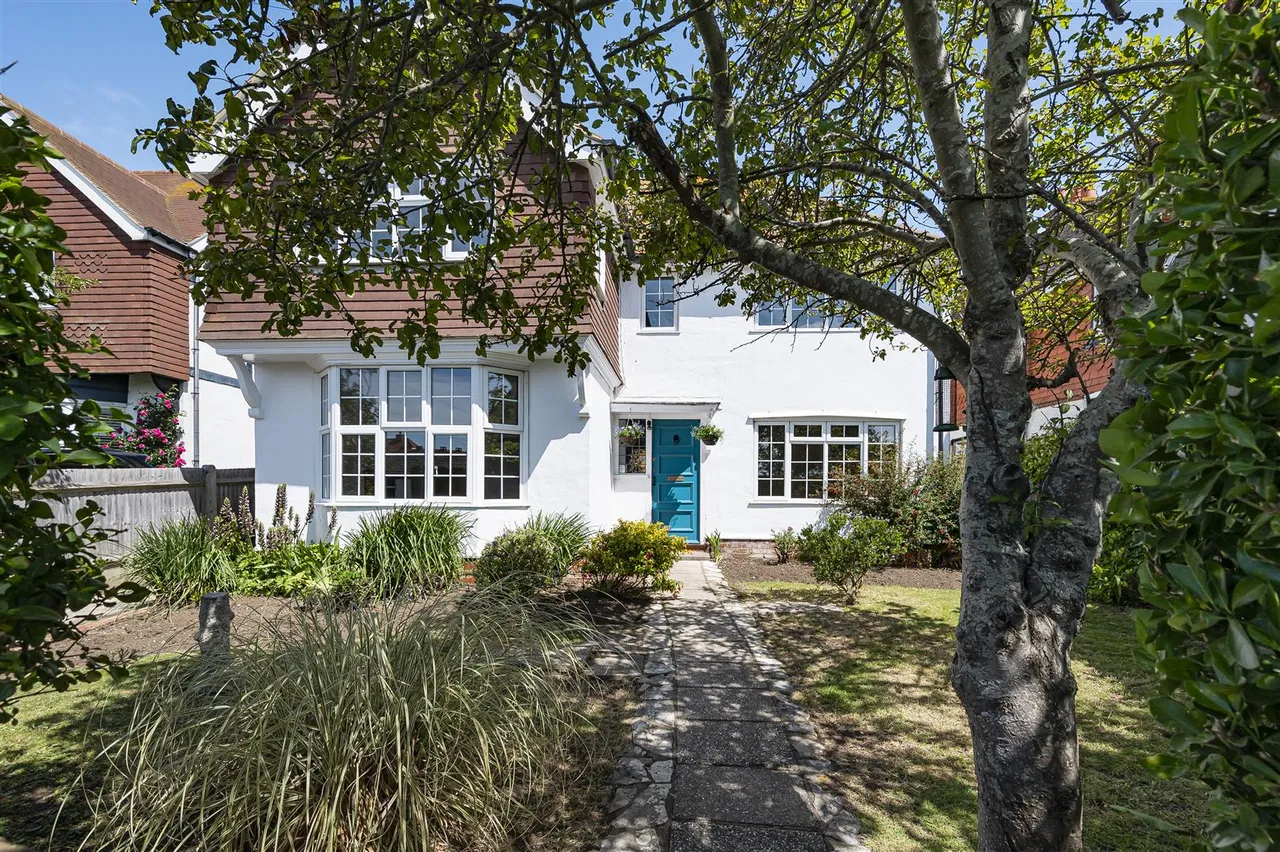 Bramber Road, Seaford, photo 35