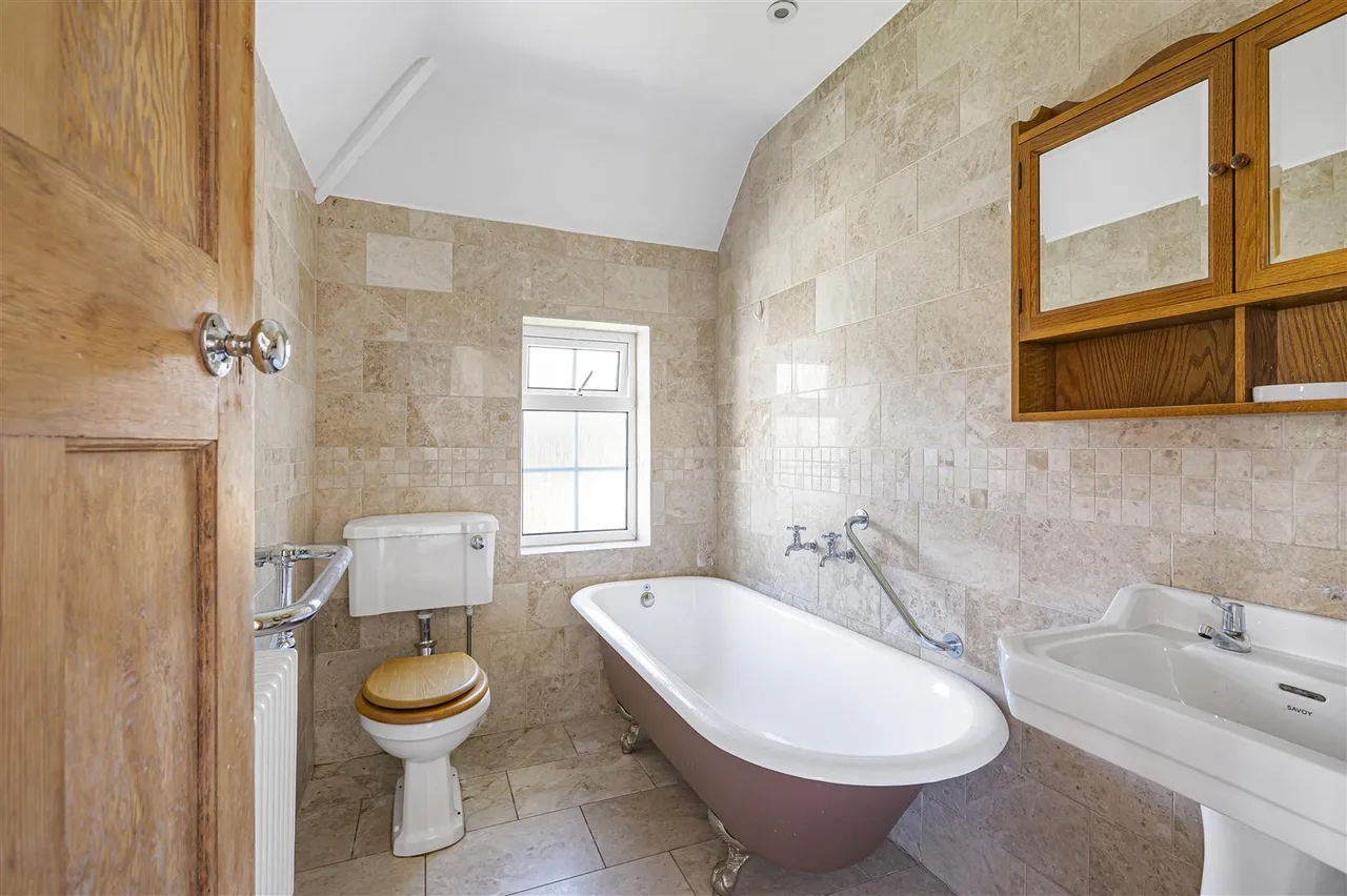 Bramber Road, Seaford, photo 7