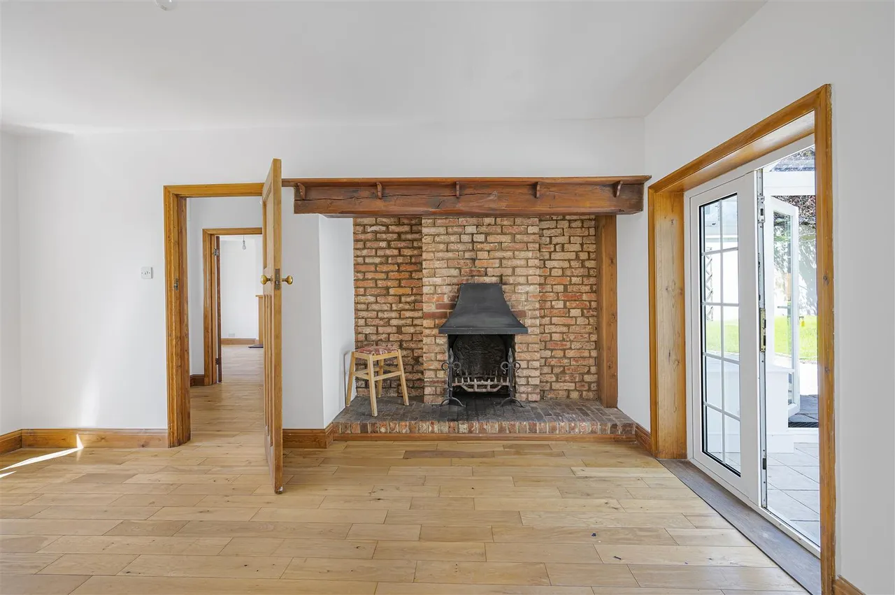Bramber Road, Seaford, photo 12