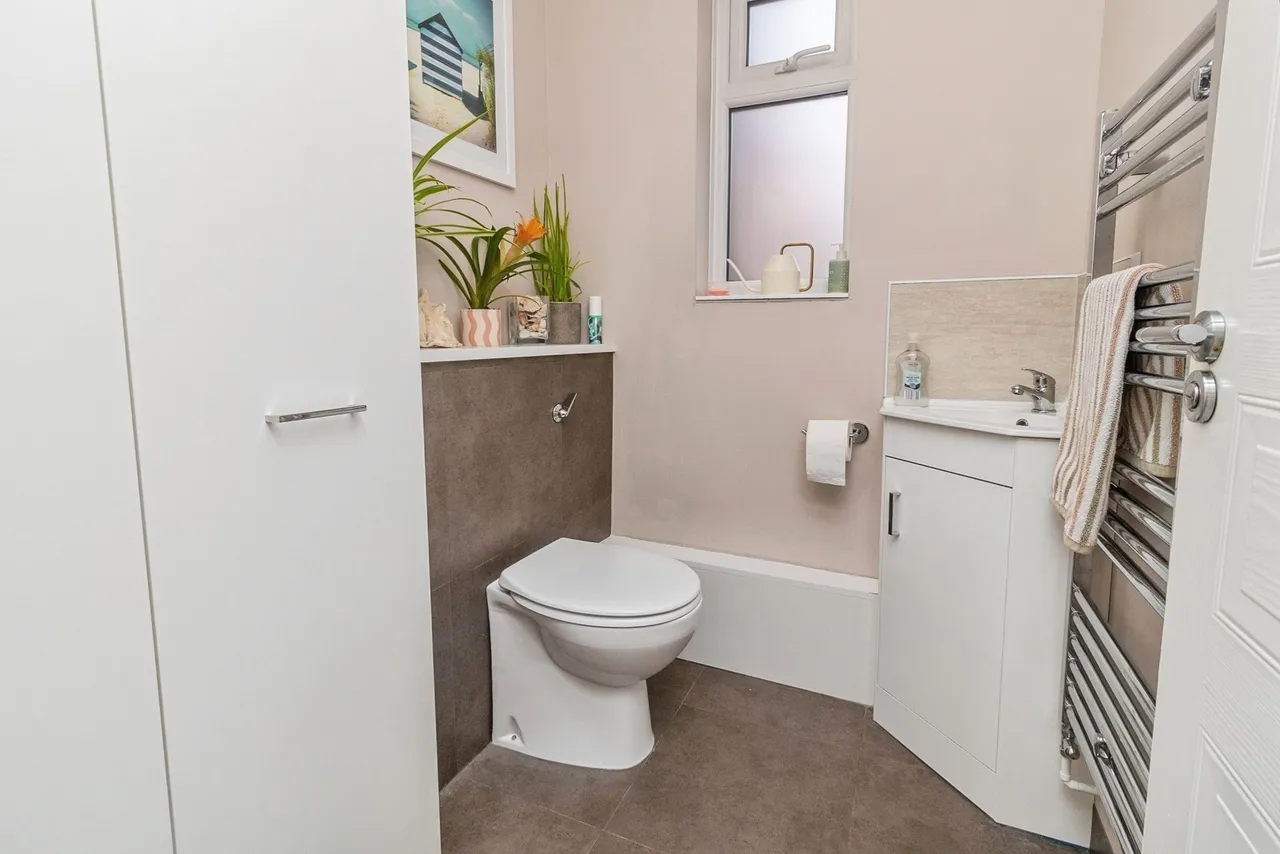 Dulverton Drive, Furzton, MK4, photo 12