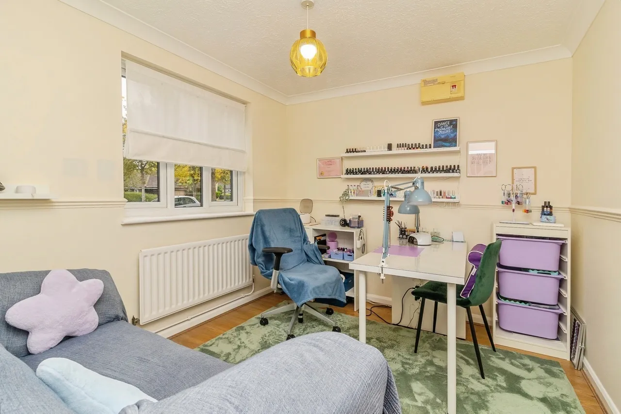Dulverton Drive, Furzton, MK4, photo 10