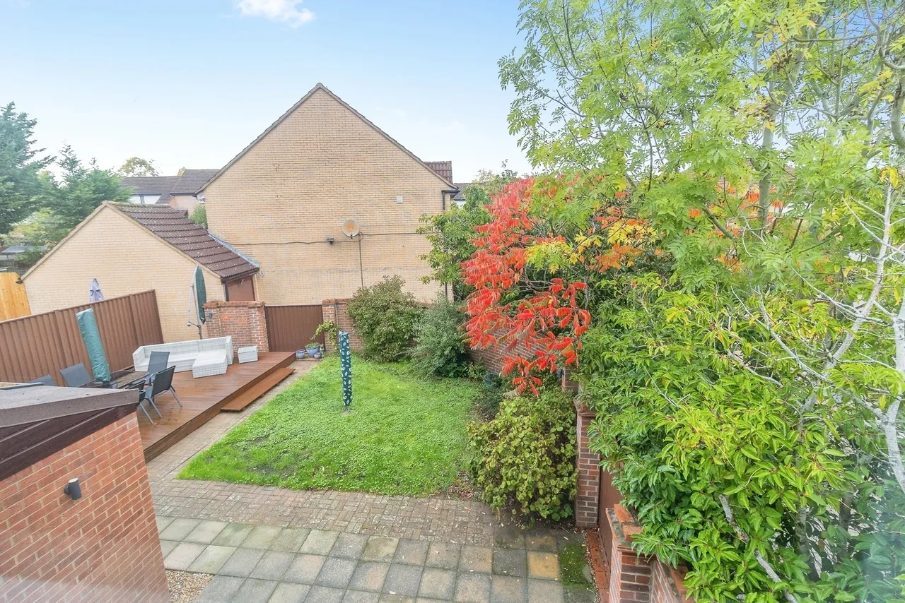 Dulverton Drive, Furzton, MK4, photo 23