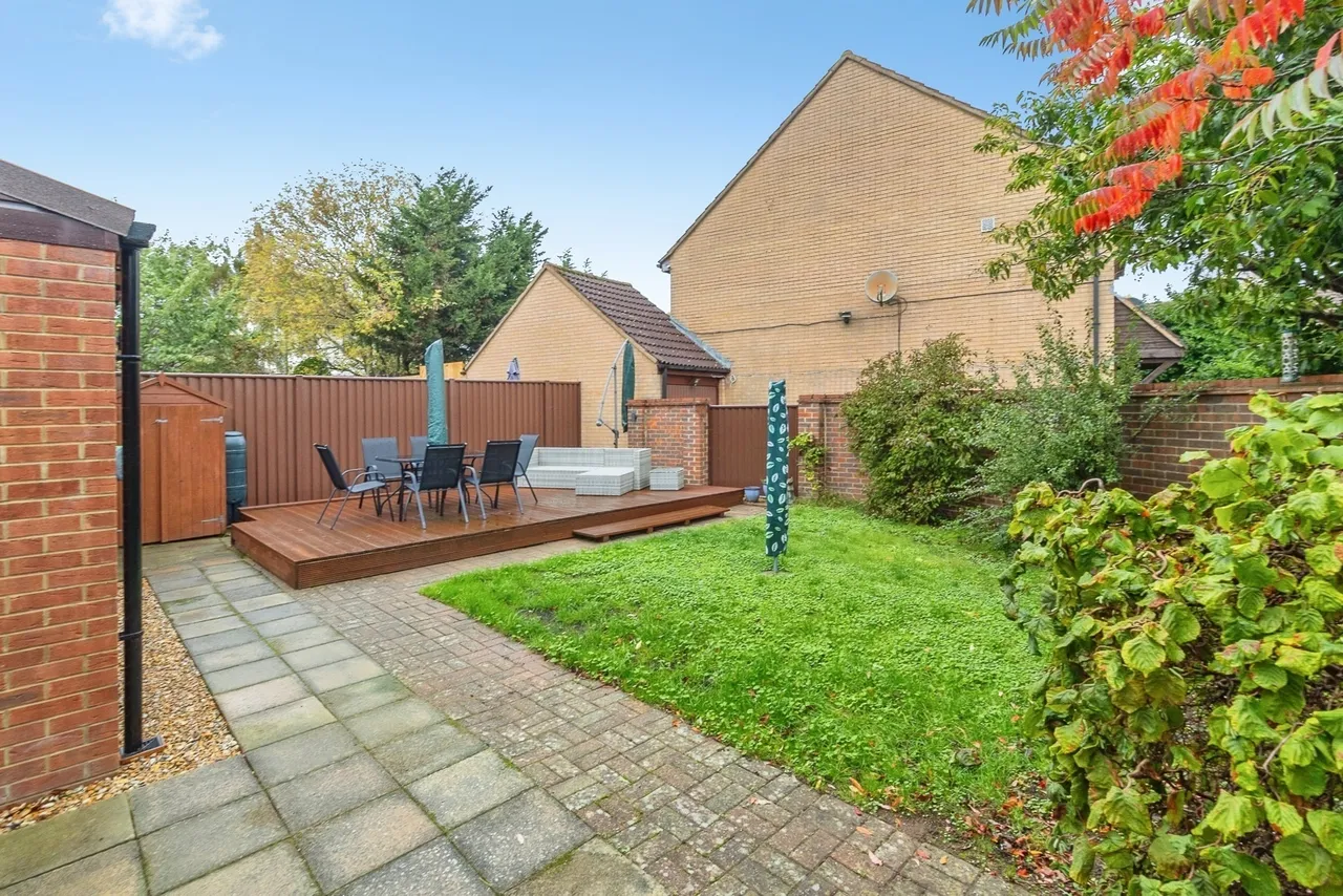 Dulverton Drive, Furzton, MK4, photo 22