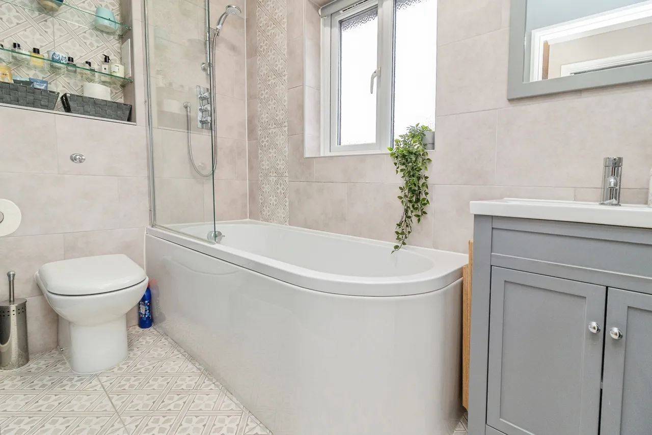 Dulverton Drive, Furzton, MK4, photo 19