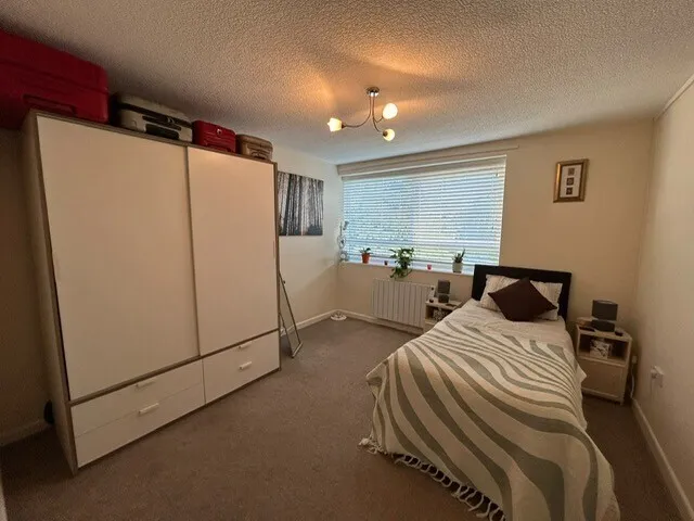 Arran Court, Cedar Lawn, SK8, photo 7