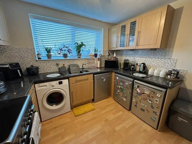 Arran Court, Cedar Lawn, SK8, photo 6