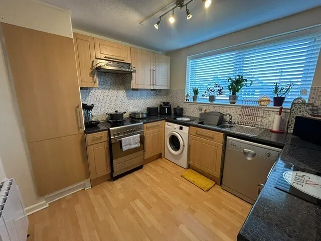 Arran Court, Cedar Lawn, SK8, photo 5