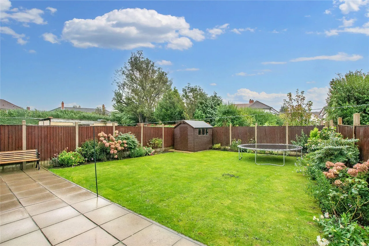 Miles Hill View, Leeds, LS7, photo 15